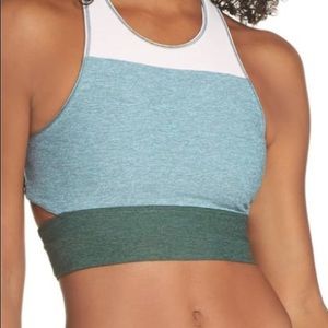 Outdoor voices tri-tone slashback crop